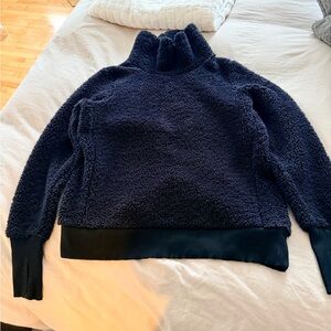 Cozy High-Neck Sherpa Sweatshirt - Black